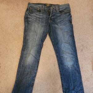 Lucky Brand Men’s Skinny Jeans in Faded Blue Wash